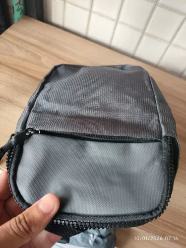 Bolsa tira colo para corrida guardar celular e documentos