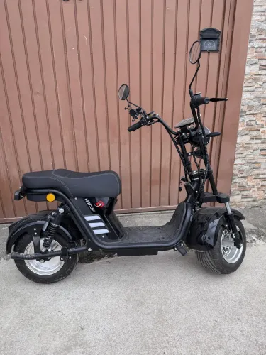 Moto eletrica 1000w praticamente nova