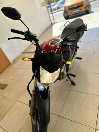 Honda Fan 160 muito conservado toda revisada pneus novos bateria nova relacao nova