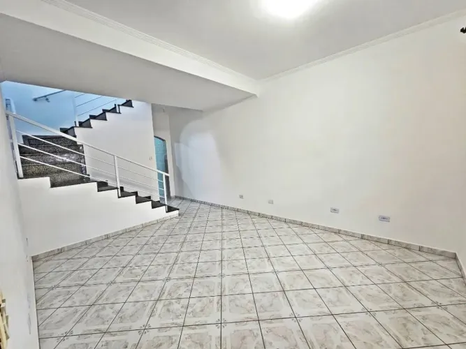 Sobrado para venda com 86 metros quadrados com 2 quartos em Guilhermina - Praia Grande - S