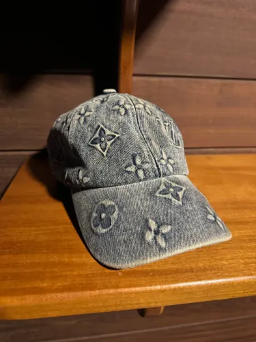 Boné Louis Vuitton
