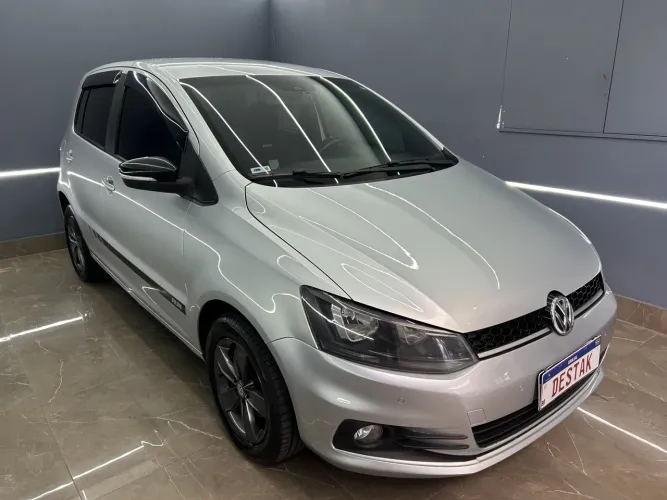 Volkswagen Fox RUN 1.6 Flex 8V 5P 2017