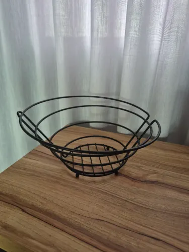 LINDA Fruteira ou centro de mesa em aluminio  preta marca Tok Stok