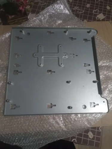 Suporte para placa mãe Micro ATX ou Mini ATX Alienware 