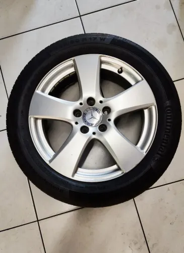 Jogo de rodas Originais Mercedes Aro17 em estado de NOVO!