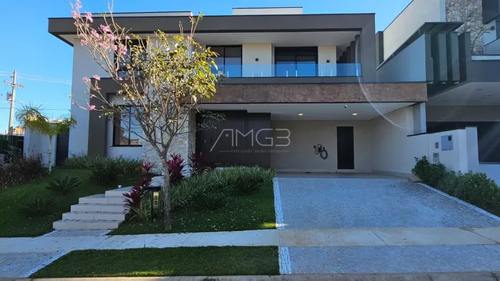 Casa de Alto Padrão com 4 Suítes Design Exclusivo e Tecnologia Integrada