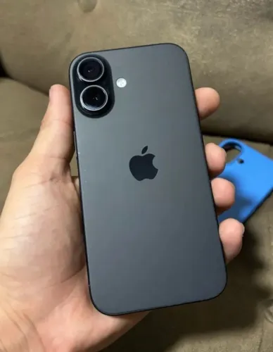 iPhone 16 128 black 2800,00