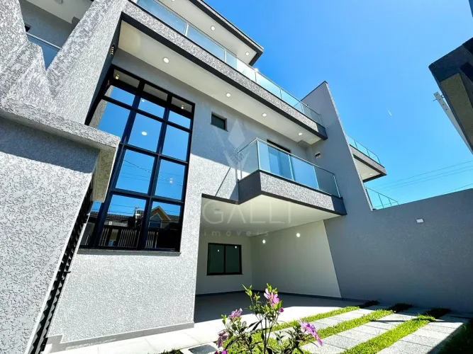 EXCELENTES SOBRADOS TRIPLEX - CRUZEIRO, SAO JOSE DOS PINHAIS - PR