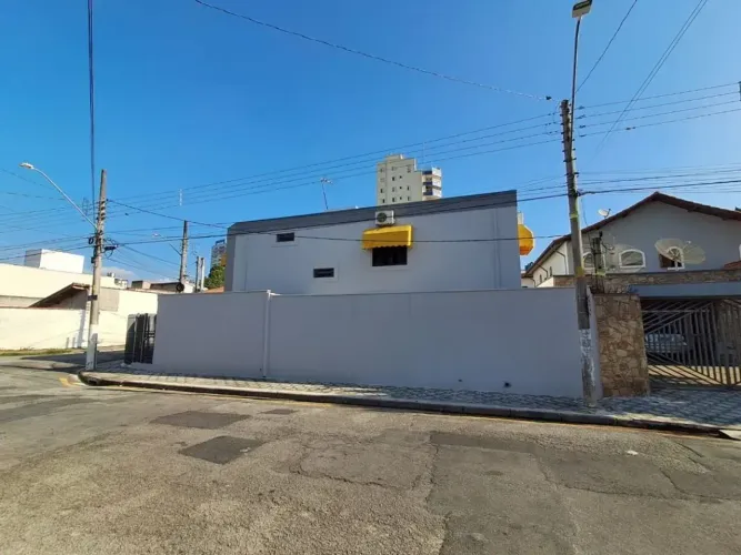 Casa com 3 dormitórios à venda, 130 m² por R$ 480.000 - Centro - Taubaté/SP