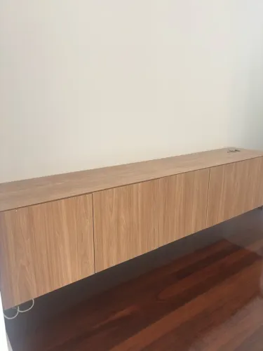 Buffet de MDF aprox 2,20m de largura
