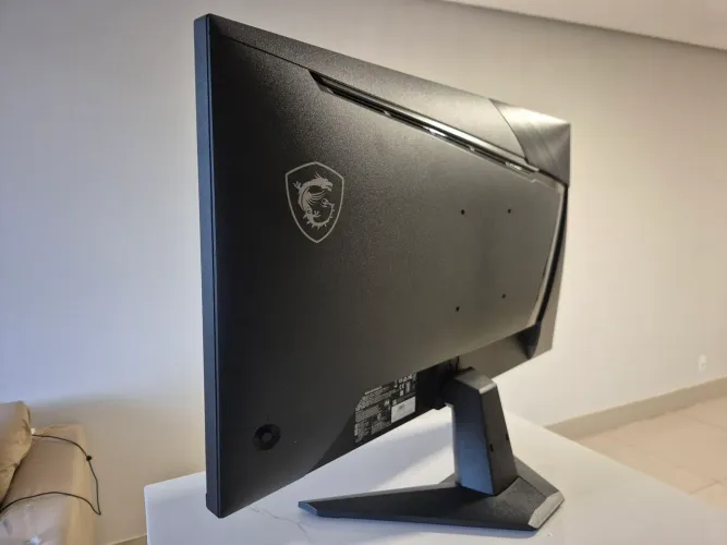 Monitor 2k QHD 27" 180hz IPS 0.5ms MSI top de linha! 2 anos Garantia com NF! Impecável<br>