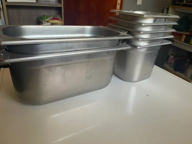 Vendo cuba gastronômica de inox (Gastronorm/ GN) ou recipiente gastronômico de inox.
