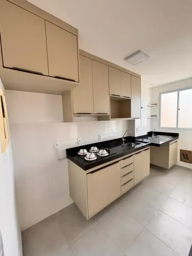 Imóvel para aluguel tem 40 metros quadrados com 2 quartos