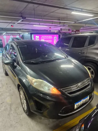 Ford Fiesta Sedan SE 1.6 16V Flex 4P 2011