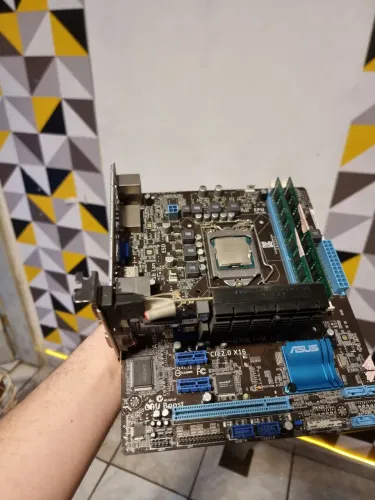 Kit Placa Mãe i7 3770 8GB RAM DDR3 AMD HD 5450 (Envio)