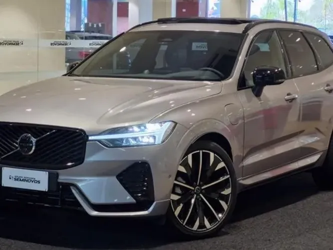 Volvo XC-60 T-8 Ultra Dark 2.0 AWD (híbrido) 2026