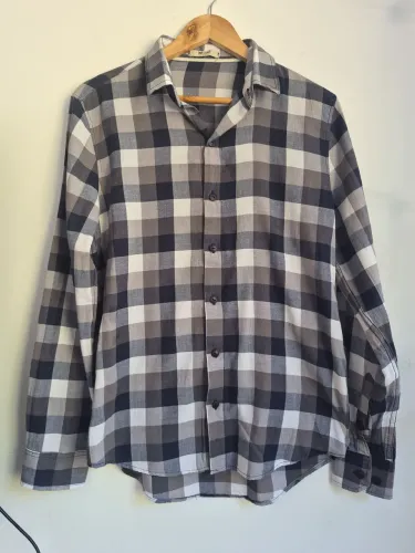 Camisa manga longa xadrez tamanho P marca Hering
