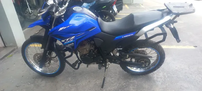 Lander xtz 250.