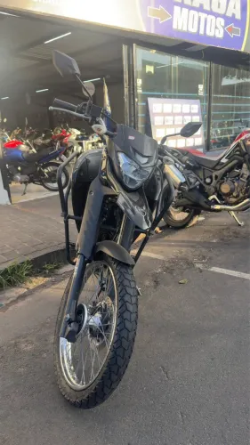 Vendo lander 250 modelo 2020