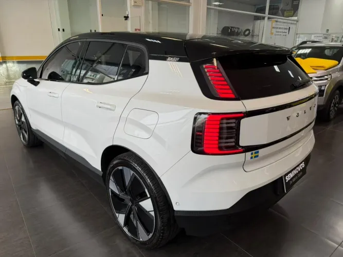 Volvo EX30 E60 Ultra (elétrico) 2024
