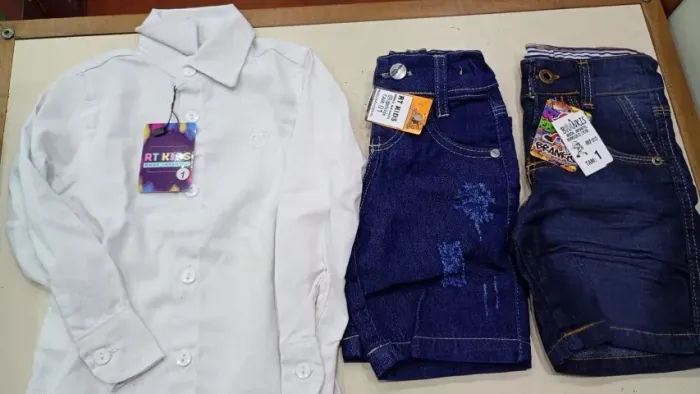 lote 1 camisa social e 2 bermudas jeans bebê menino tam 1