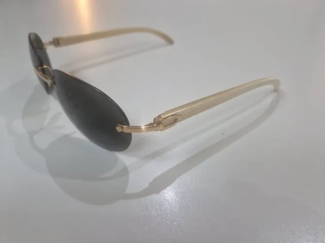 Óculos de sol da marca Cartier vintage
