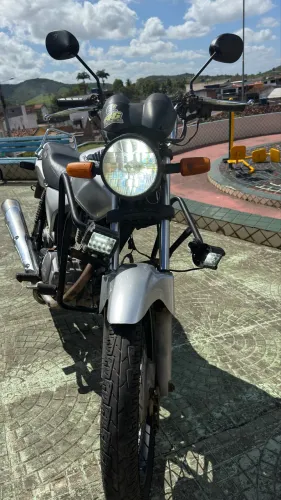 150 ES 2005 Prata