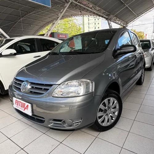 Volkswagen Fox Plus 1.0mi/ 1.0mi Total Flex 8V 4P 2005
