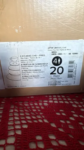 Conjunto da Oxford na caixa com nota