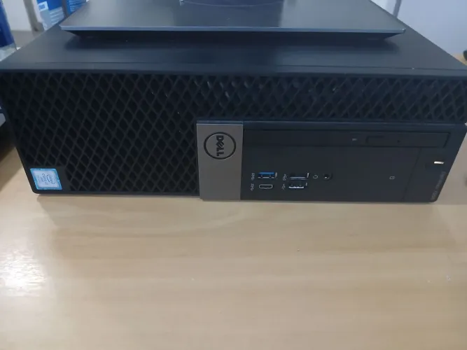 Dell optiplex 7050 top