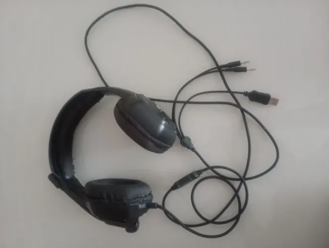 Headset Gamer RGB Blackfire Preto FORTREK