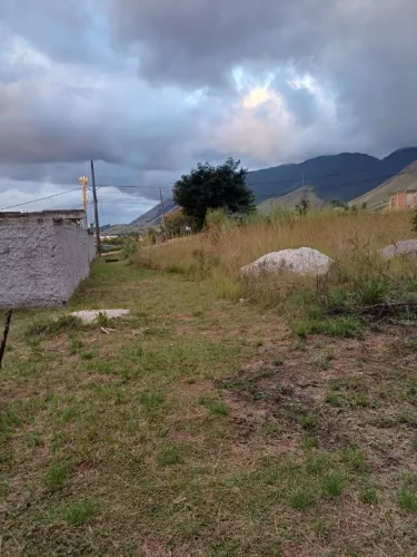 Vendo terrenos