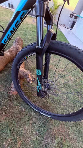 Bicicleta Sense Factory