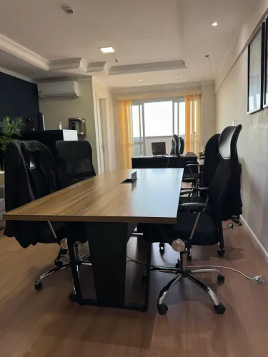 Vende-se Mesa 4 lugares para escritório