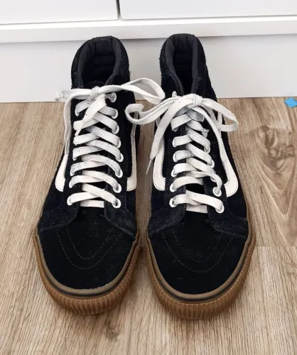 Tênis Vans veludo cano alto tamanho 38 (25.5cm)