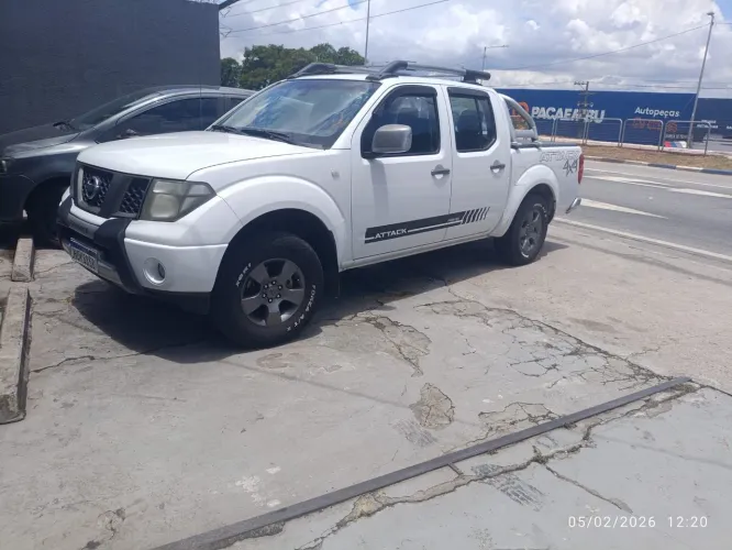 Nissan Frontier SE Attack CD 4X4 2.5 TB Diesel 2013
