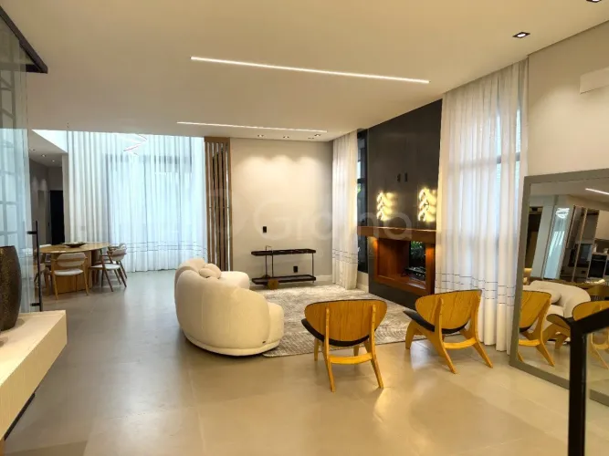 Casa em Ingleses do Rio Vermelho