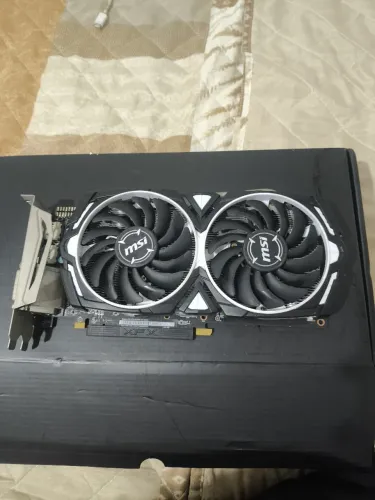 Placa de vídeo RX 570 armor oc 4gb