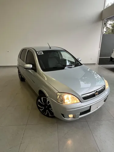 Chevrolet Corsa Hat. Premium 1.4 8V Econoflex 5P 2009