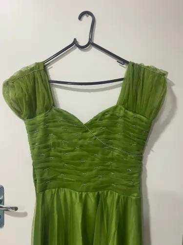 Vestido de festa - verde oliva