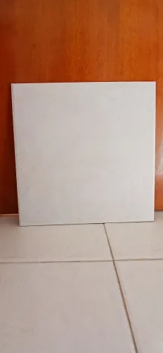 Sobra de Piso branco marmorizado