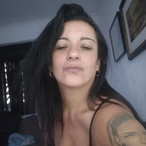 OFEREÇO ME PARA TRABALHAR EM  FEIRA 