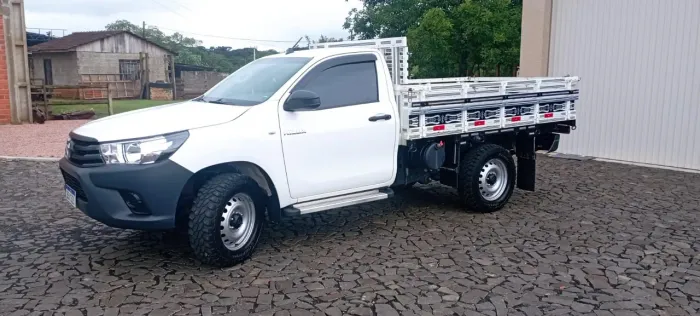 Toyota Hilux CS 4X4 2.8 TDI Diesel Mec. 2021