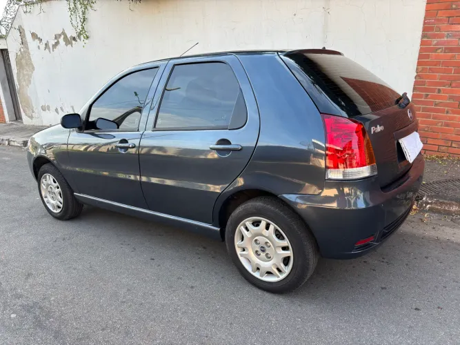 Fiat Palio ELX 1.3 MPI Flex 8V 4P 2005