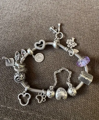 pulseira pandora original 11 charms + corrente de segurança