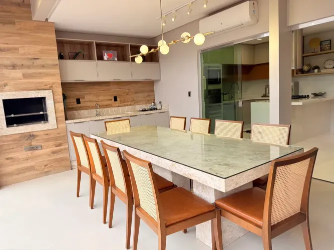 COMPRE OU ALUGUE CASA COM 4 SUÍTES 100% MOBILIADA, COND. PASSAREDO - PONTA NEGRA