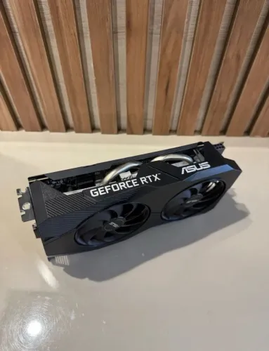 RTX 2060 ASUS
