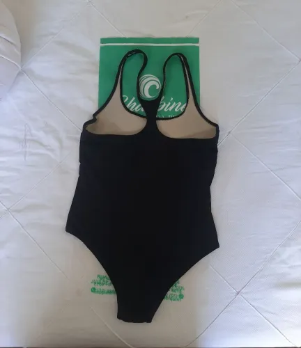 Maiô preto para natação   Tamanho 12.