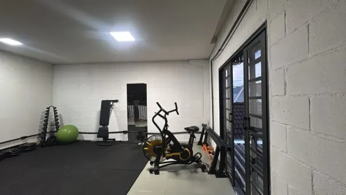 Loja no centro de São José dos Pinhais, Rua voluntários da Pátria , 50 m do Shopping