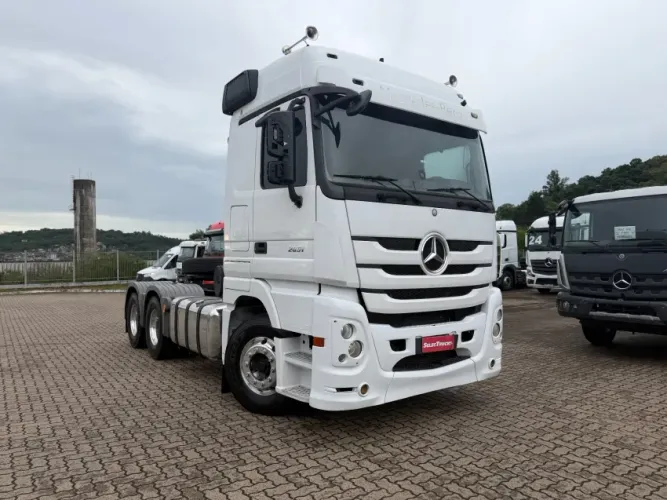 Mercedes-Benz Actros 2651 S 6x4 | Selectrucks.